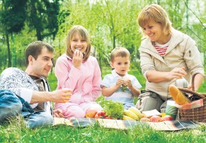 familie-vegana-picnic-verdeata
